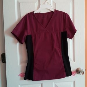 Cherokee flexibles scrub top